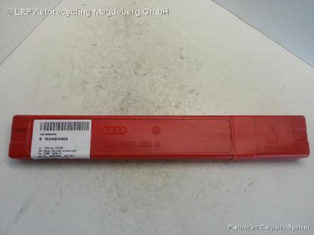 Original Audi VW Passat Golf Bora Beetle Warndreieck 8D9860251B