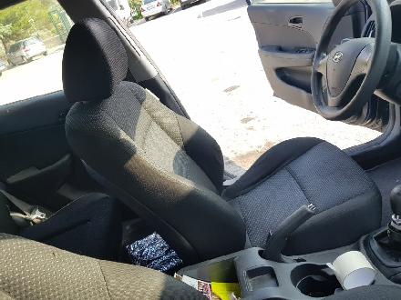 Sitz links vorne Hyundai i30 Kombi (FD)