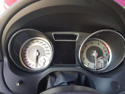 Tachometer Mercedes-Benz GLA-Klasse (X156)