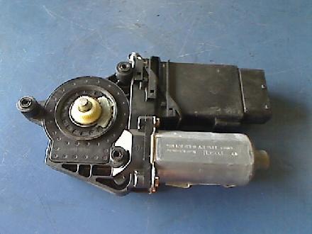 Fensterhebermotor Rechts Vorne VW Passat 3 B 0130821694