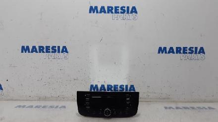 735597878 CD-Radio FIAT Punto Evo (199)