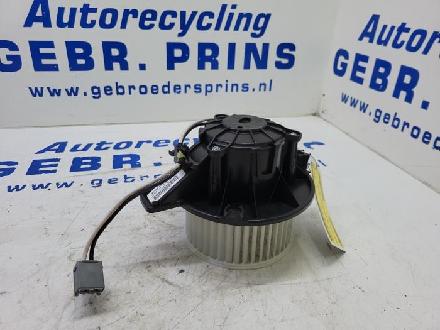 Gebläsemotor OPEL Astra K (B16) KG087001